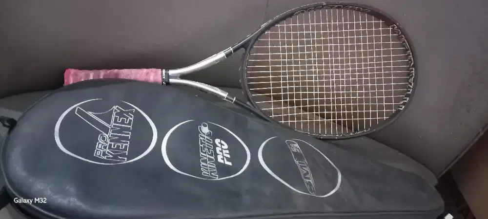 Raket tenis full titanium