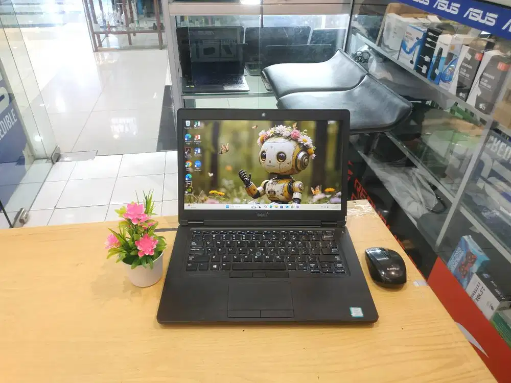 FOR SALE LAPTOP DELL LATITUDE 5490 CORE i7 GEN 8 RAM 8GB