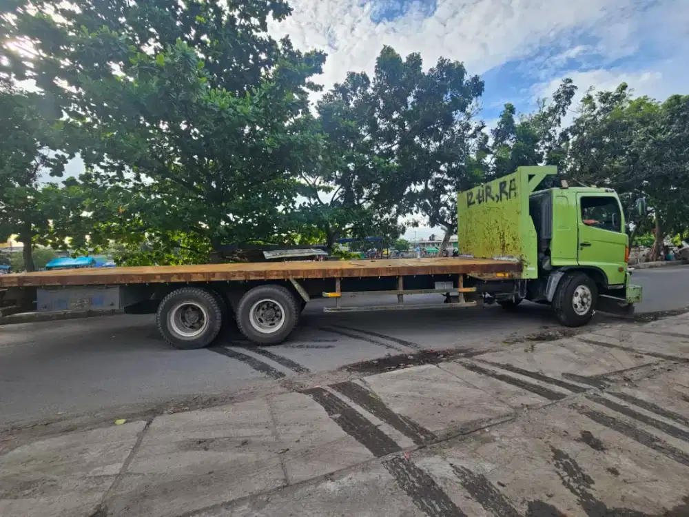 Losbak long 9,5m cocok tangki hiblow Hino 6x4 FM260JW 2014