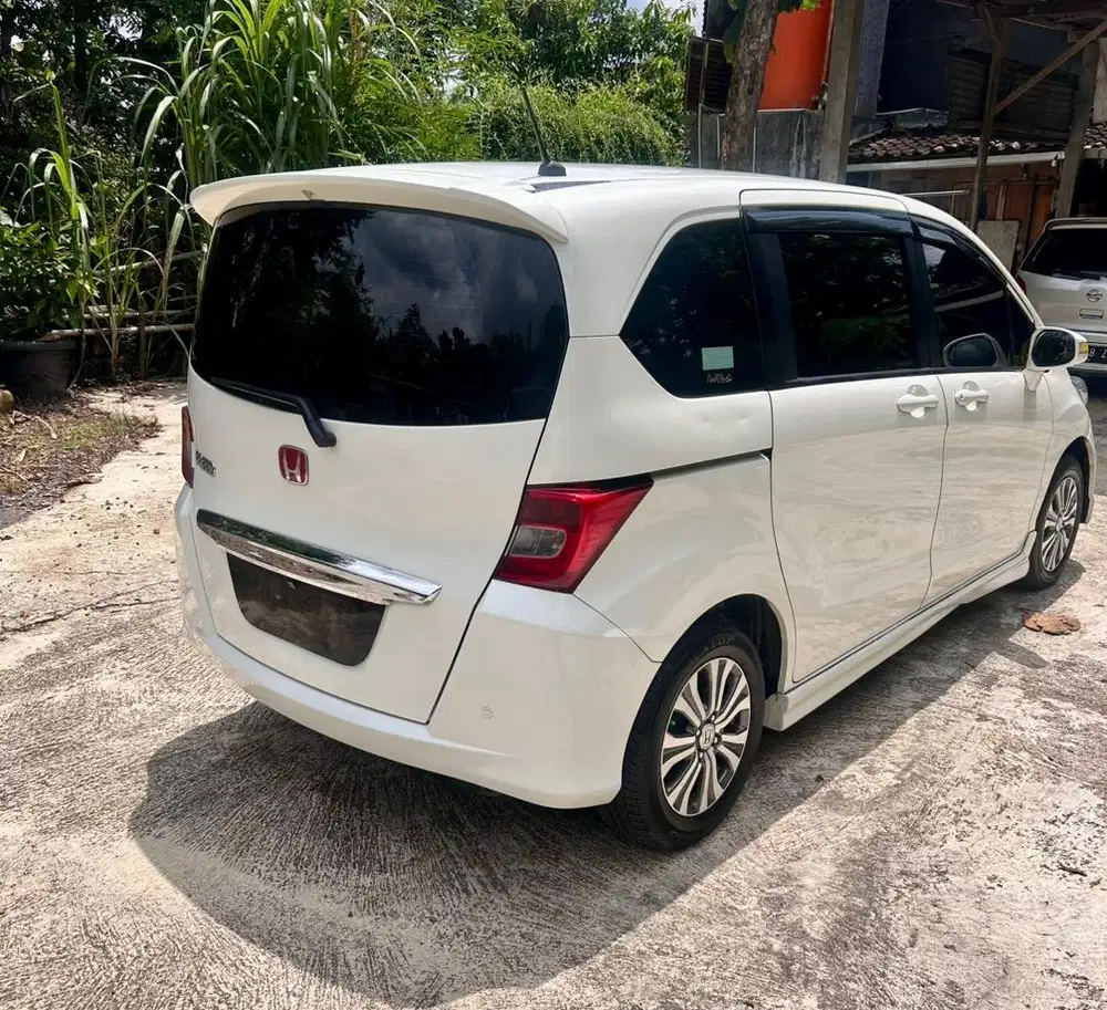 Dijual Honda Freed PSD 2012