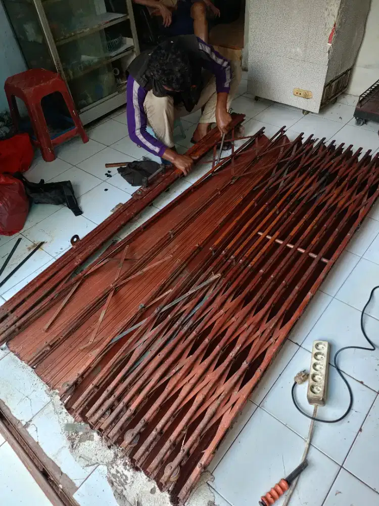 Tukang servis rolling door Cimanggis kelapa dua Mekarsari