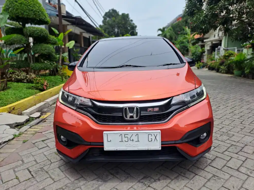 HONDA JAZZ RS CVT 2017  Odo 61 RB