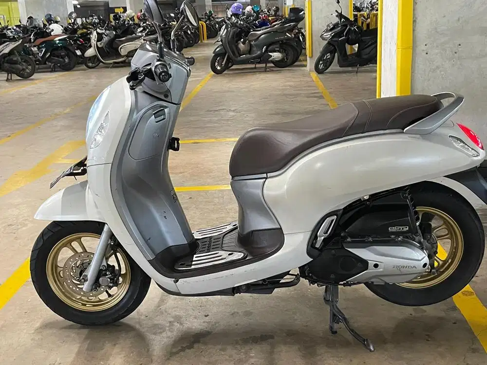 Scoopy prestige 2021