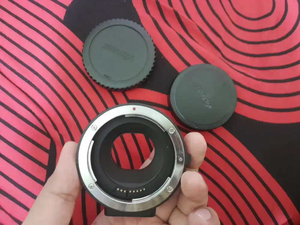 Adapter merk Voking EF-EOS M / dslr canon to mirroless canon