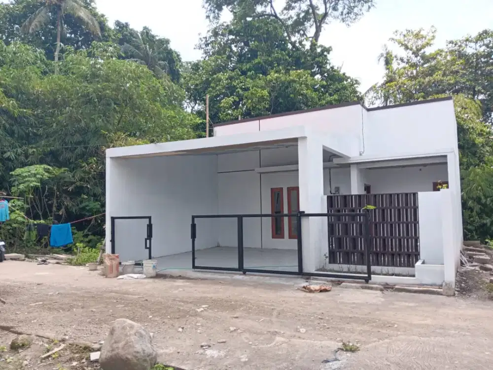 LOKASI PRIMA! Rumah di Ngaglik Free Pagar & Canopy Legalitas Aman