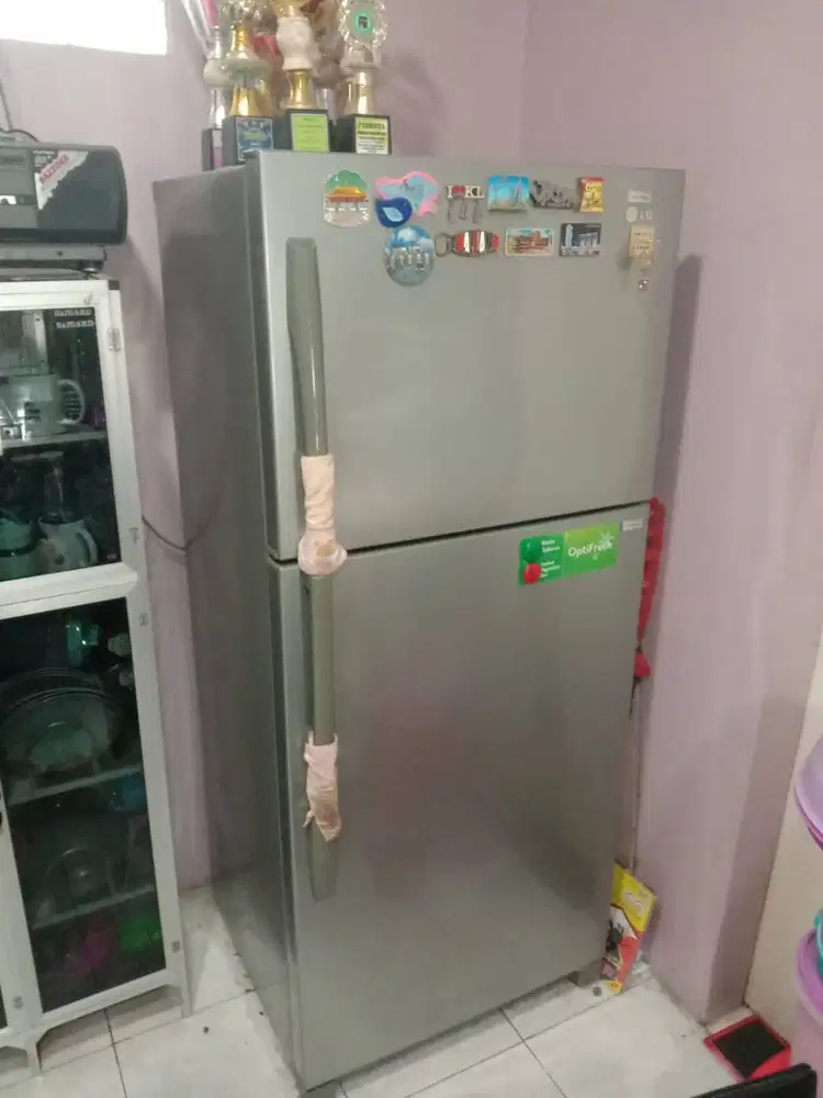 Kulkas LG Jumbo 2 Pintu