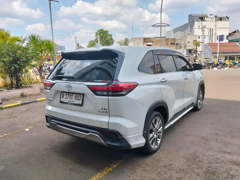 Toyota Kijang Innova 2024 Hybrid