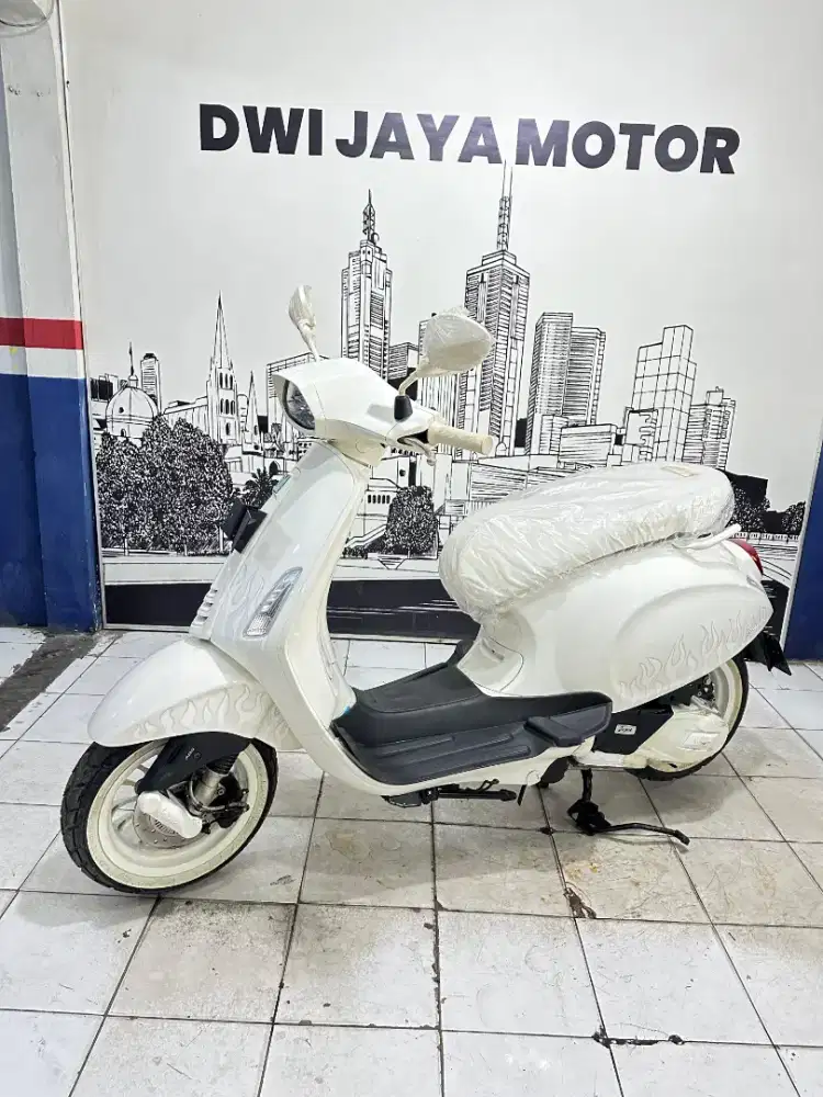KM 0 || VESPA SPRINT 2022 FULL ORISINIL BERGARANSI DP HANYA 20 JT