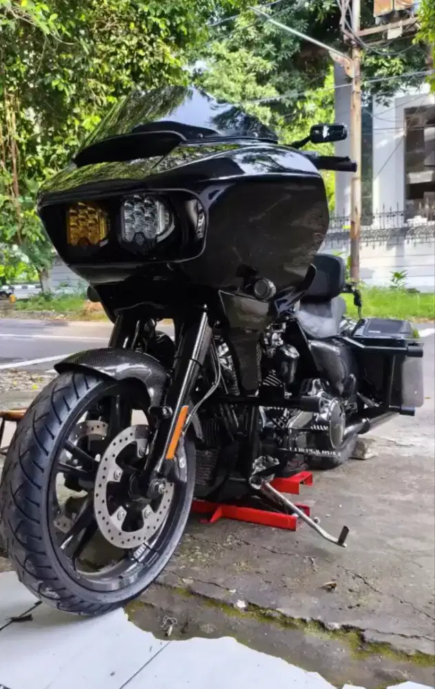 Harley Davidson Road Glide Special Black M8 2017