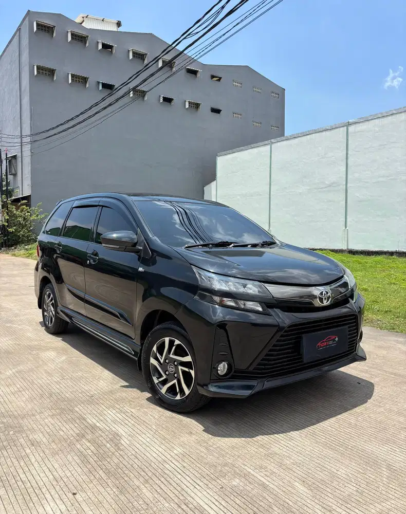 Toyota Avanza Veloz 1.5 2021 Manual ( Hitam Metalik )