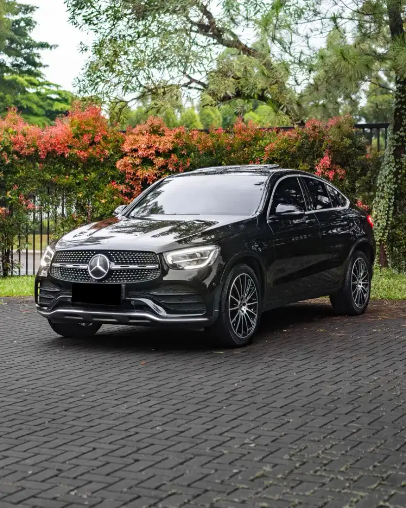 Mercedes benz GLC300 AMG coupe 2021