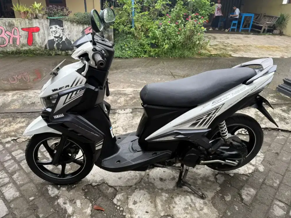 Xeon GT 125 THN 2015 plat AB sleman