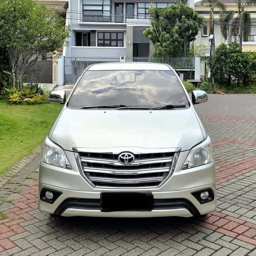 Toyota Innova Grand new 2.0 MT Facelift 2014
