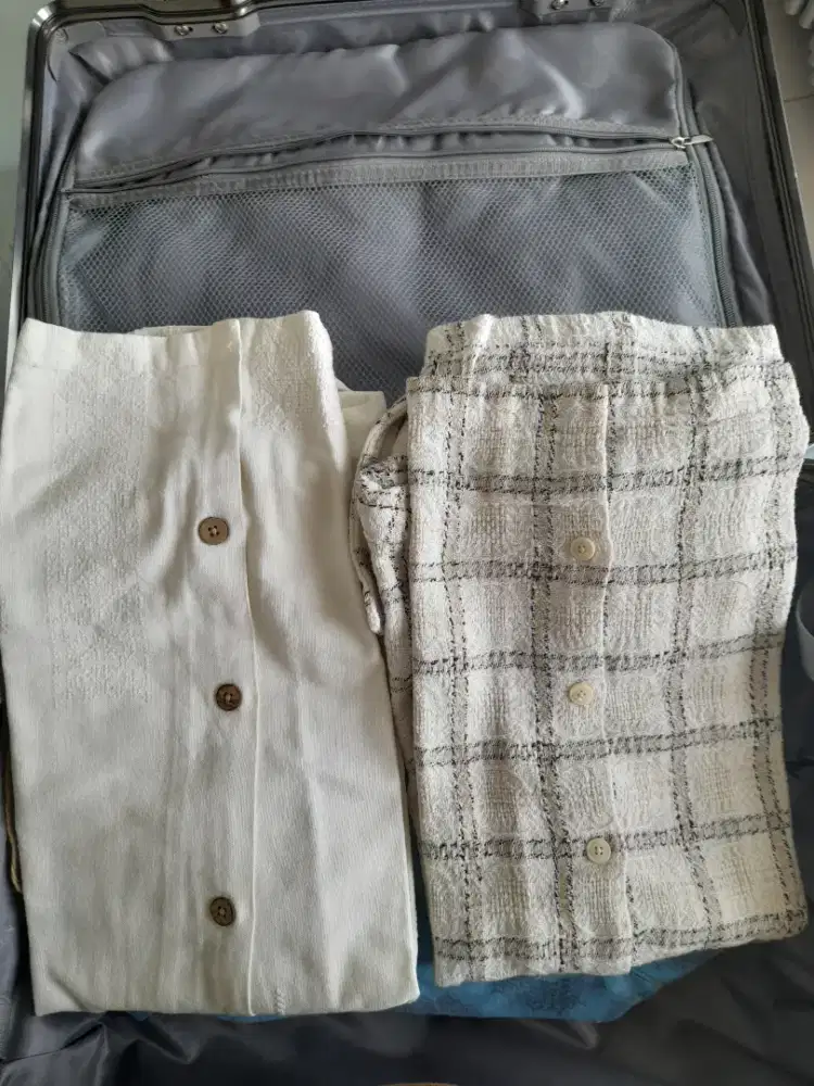 Jual borongan kemeja lengan Pendek Zara man, HM , Celana Jeans Max