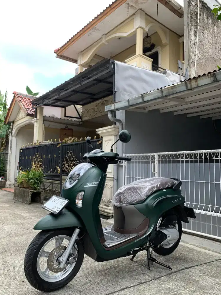 ALL NEW HONDA SCOOPY STYLISH 2025 KM 1 RB
