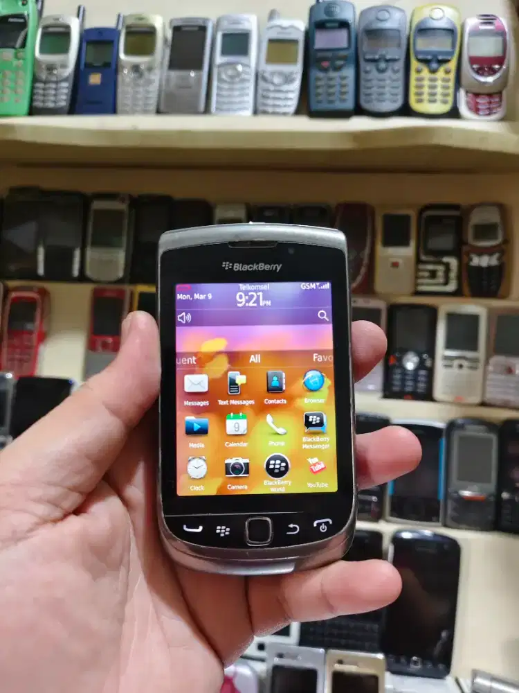 Blackberry Torch2 jenning Full Original mulus all operator