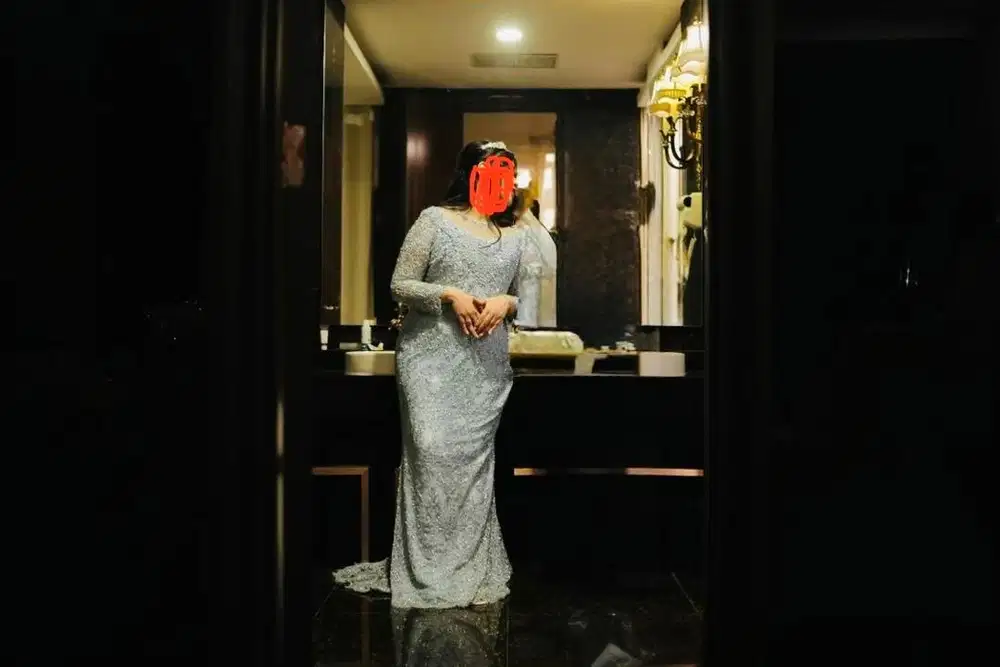 Modern Tail Wedding Dress Biru