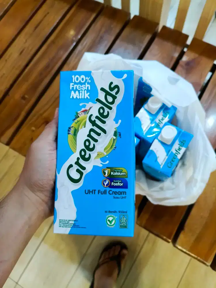 susu uht fullcream greenfields