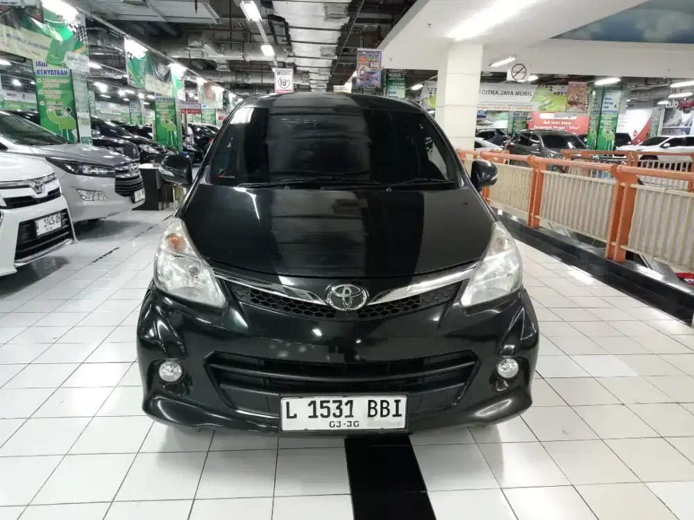 TOYOTA AVANZA VELOZ 1.5 MT 2015 HITAM METALIK
