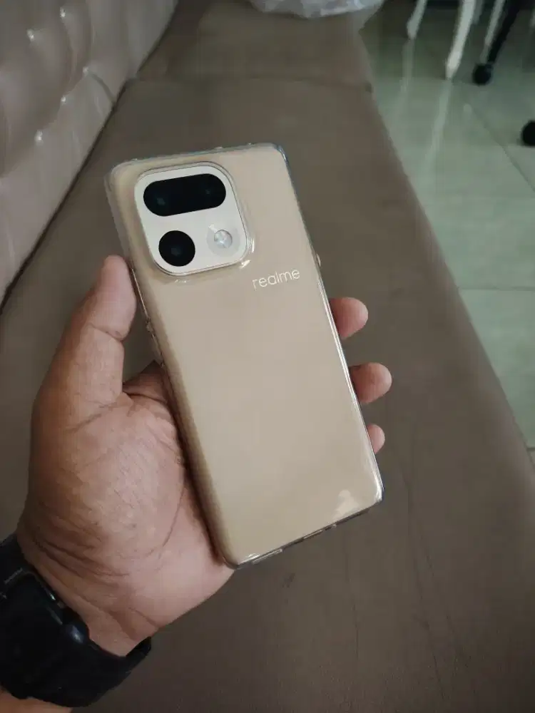 Realme 16 Pro Plus 12/512 lengkap tt