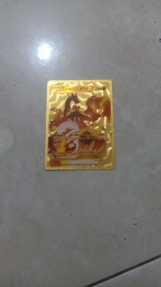 Kartu pokemon warna gold boromgin semua
