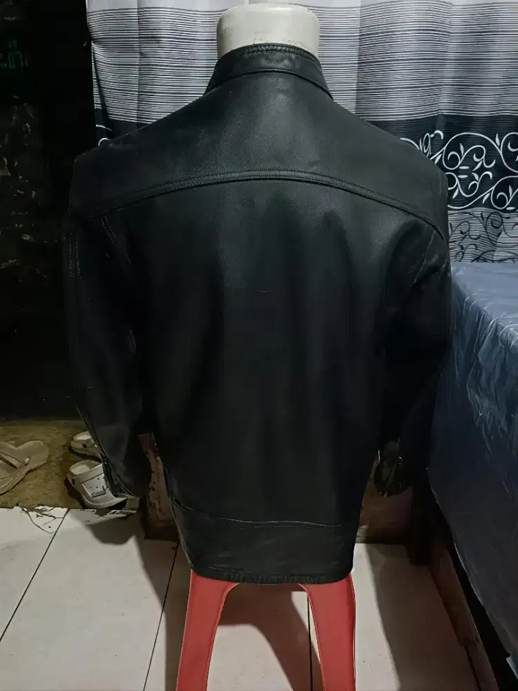 Jaket kulit asli