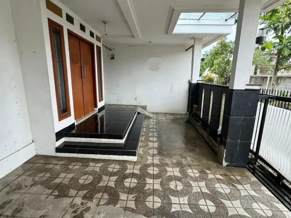 DIJUAL RUMAH TERAWAT TAMAN CIBADUYUT INDAH 2 BANDUNG