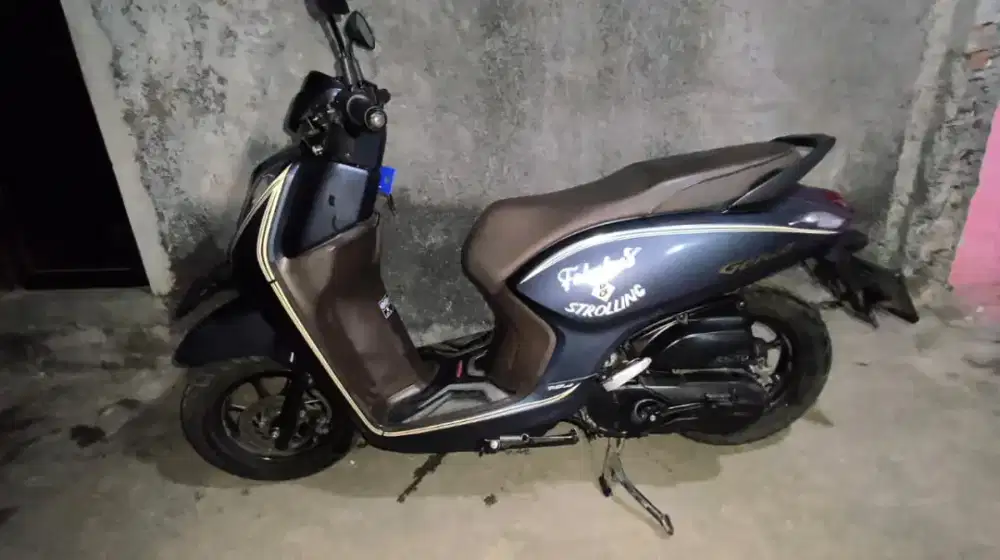 Honda Genio 110cc tahun 2023 warna biru