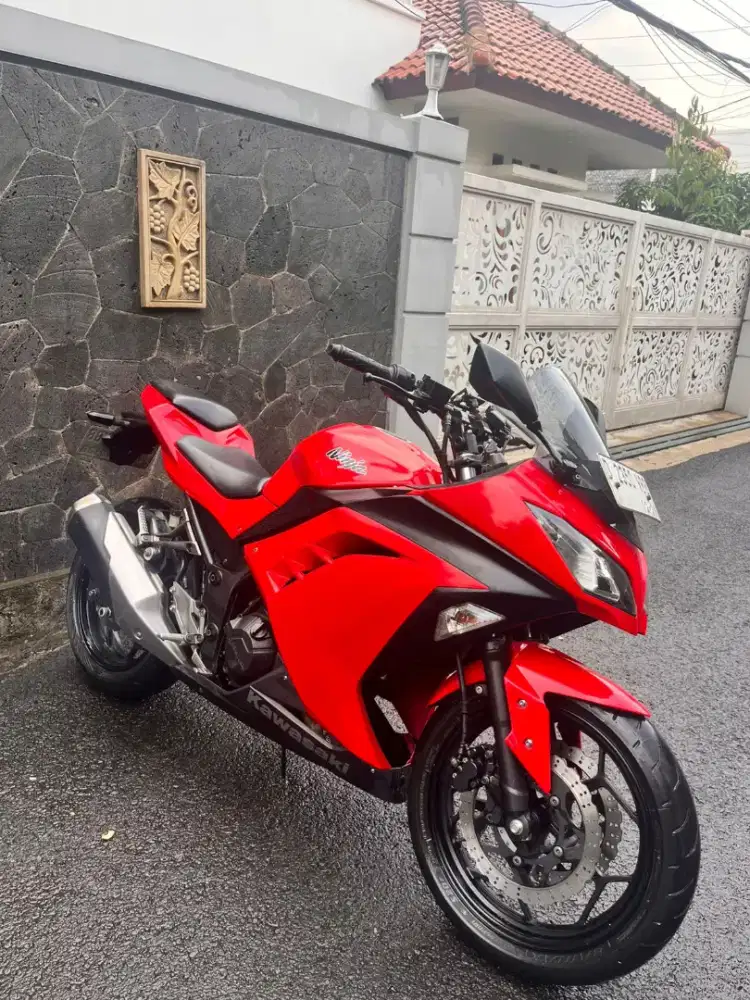 Ninja 250 FI 2012 Akhir. Pajak ON. Simpanan. Ban Besar. Mulus.Original