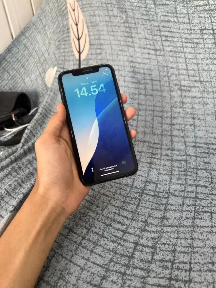 iPhone XR 64Gb Black Kemenperin Permanen