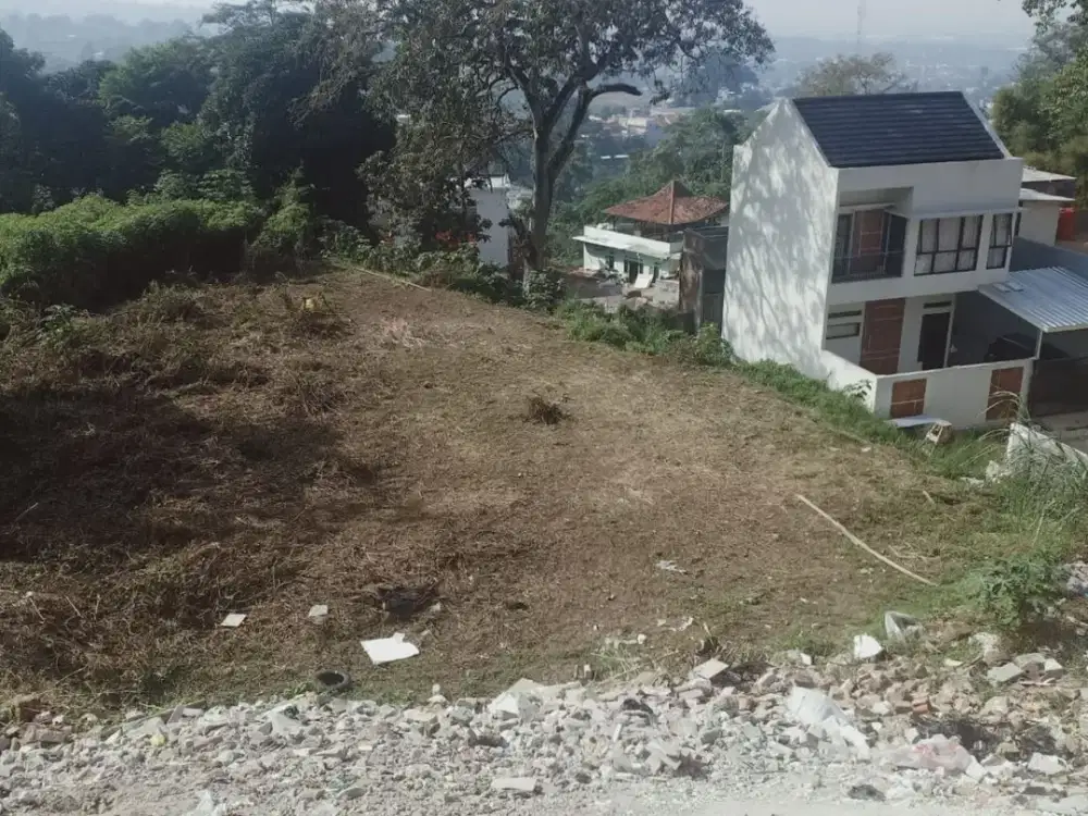 Murah!! Tanah Luas Strategis di Cikutra, Bandung