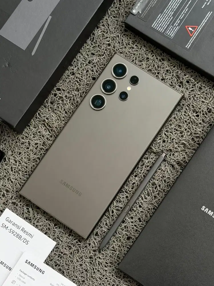 Samsung Galaxy S24 Ultra Black Fullset Resmi