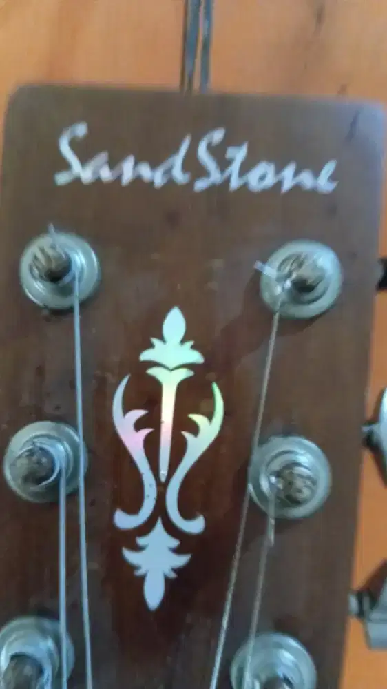 Jual gitar akustik