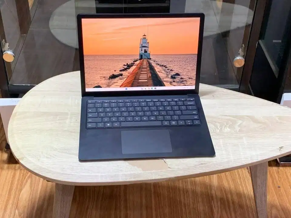 Laptop Microsoft Surface Laptop 4 Intel Corei7-1185G7 Gen 11 Ram 16GB