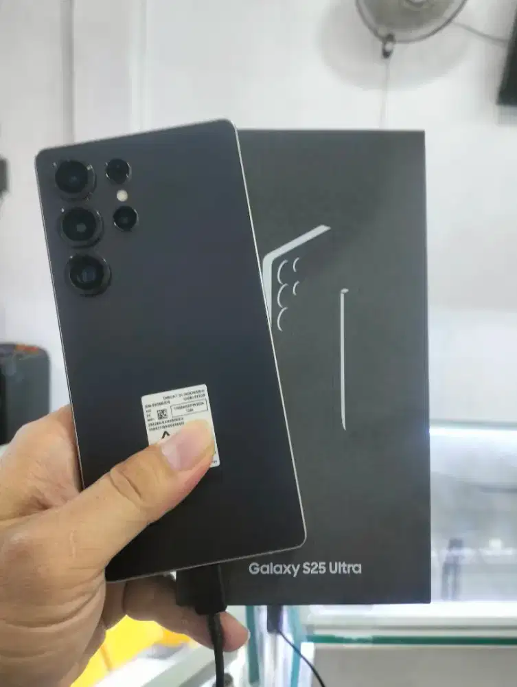 Samsung Galaxy S25 Ultra 12/512