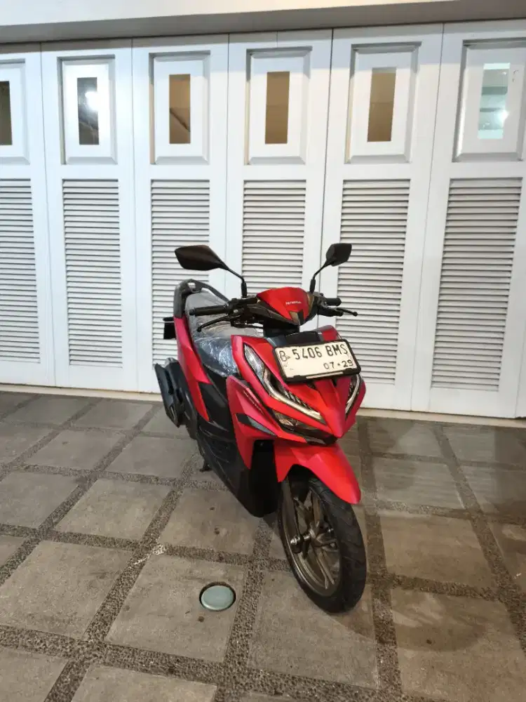 Bissmillah dijual motor Honda Vario gen2 125cc 2024 istimewa