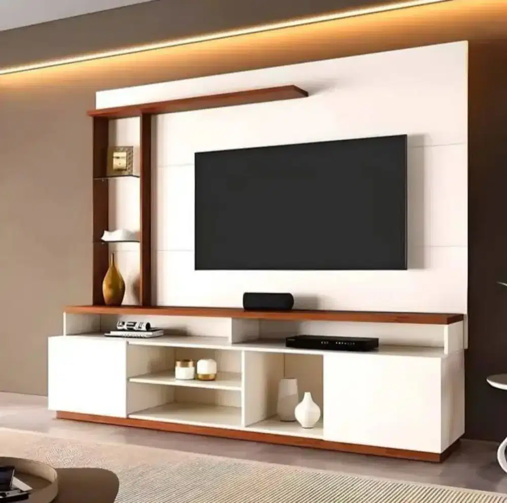 Backdrop TV Modern