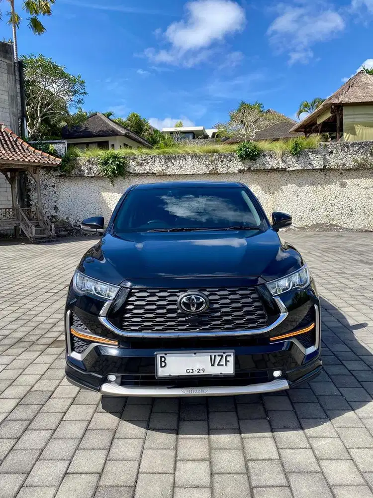 Innova Zenix Q Modelista  Mulus, kondisi istimewa Low Km bonus PPF