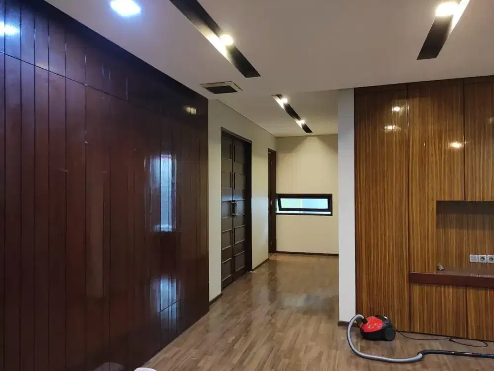 dijual cepat rumah mewah banjar wijaya