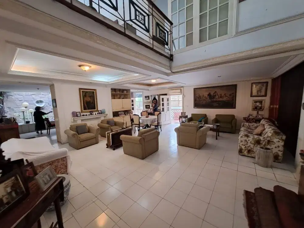 DIJUAL – RUMAH KOMERSIAL PREMIUM  Area Wijaya 1 – Kebayoran Baru, Jakarta Selatan