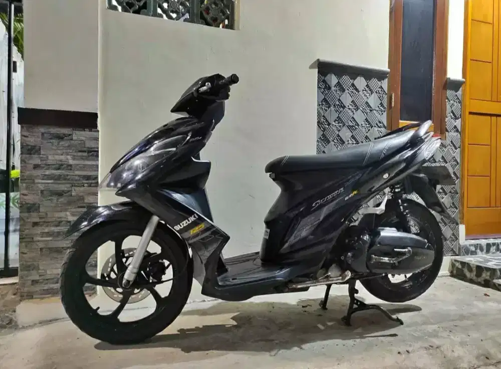 Suzuki Skydrive 2010 ss lengkap plat B