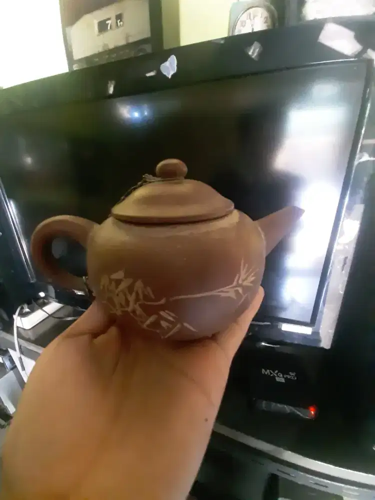 Teko cina antik terakota