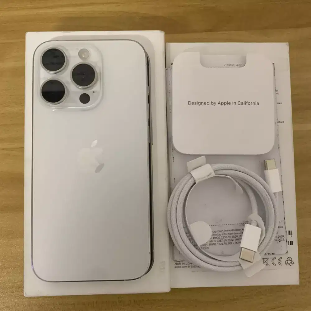 iPhone 15 Pro128GB
Putih / Starlight iBox
bh80