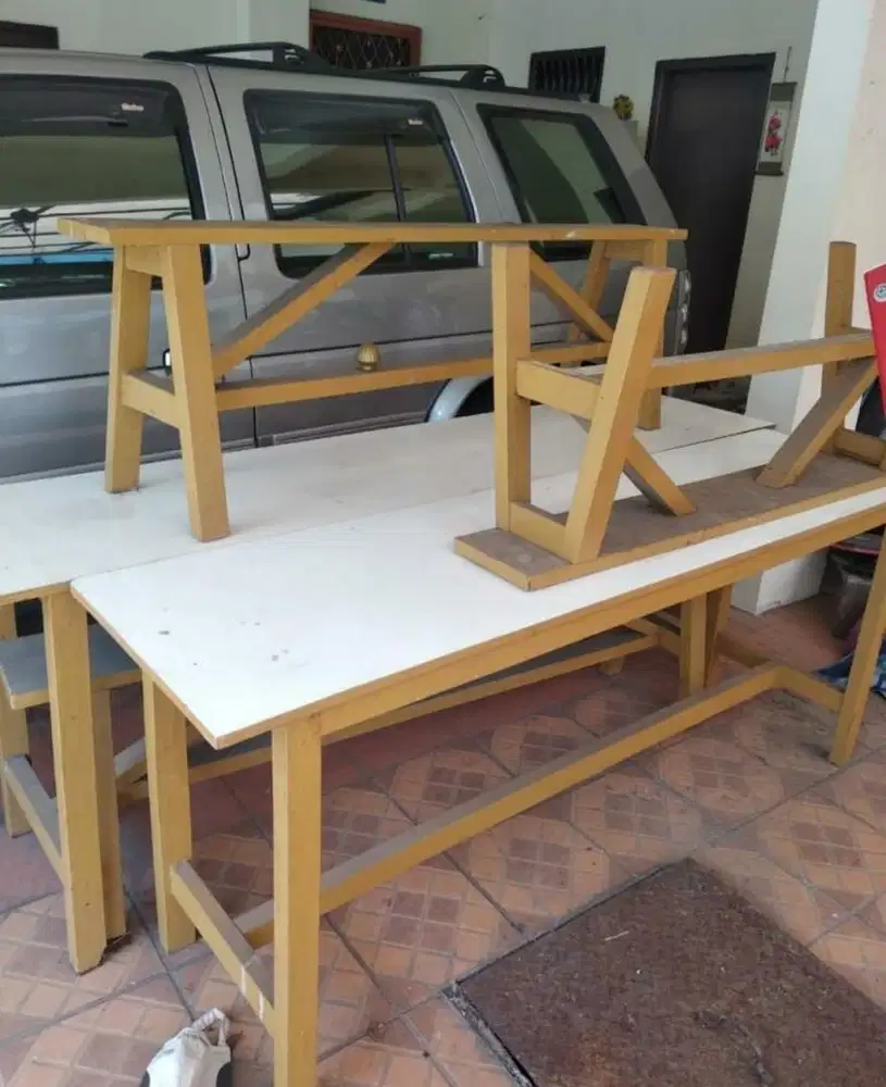 Meja dagang buat makan