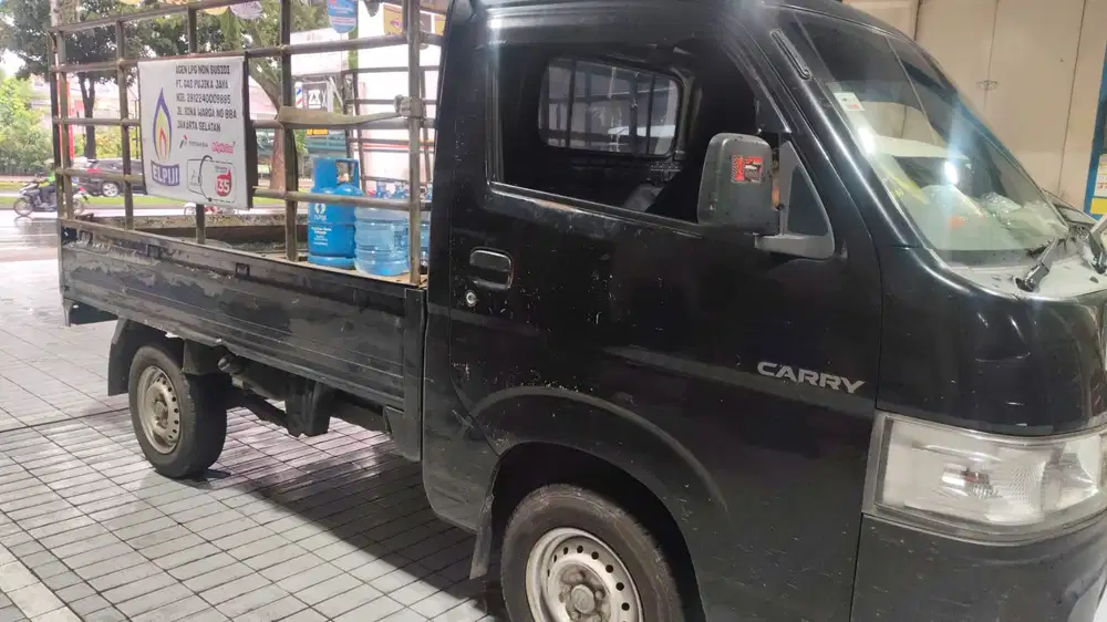 Suzuki Carry 2023 Bensin