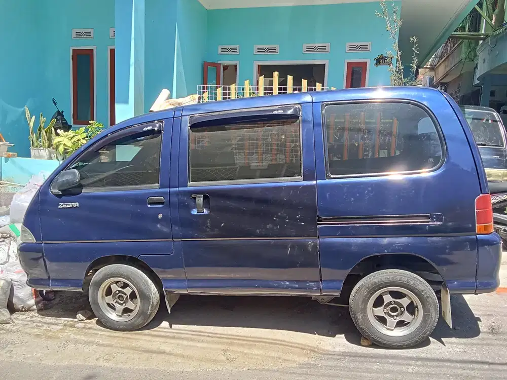 Daihatsu Espass 2001 Bensin