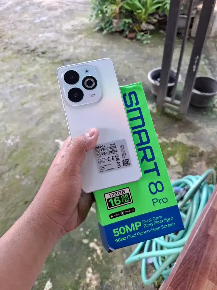 Infinix smart 8 pro ram 8/128