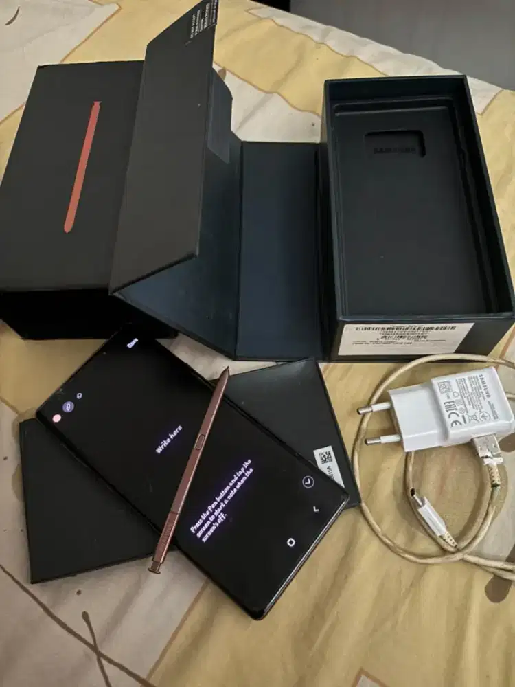 Samsung Galaxy Note 9 Ram 6 / internal 128