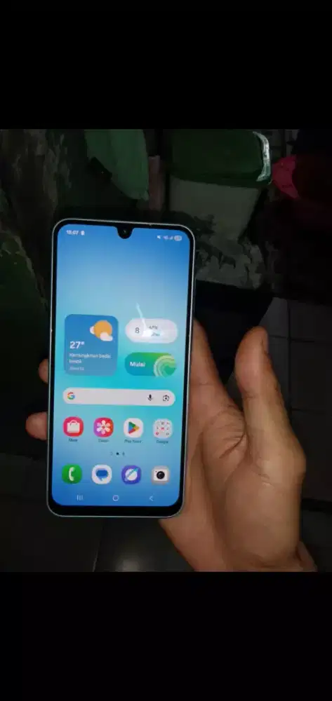 Samsung galaxy A17