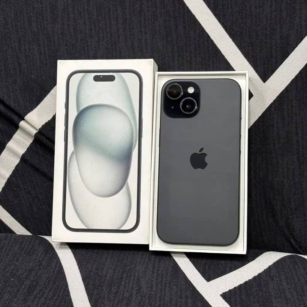 iPhone 15 Black 128 GB iBox